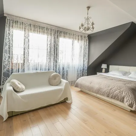 Na Skarpie アパート *